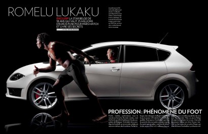 Romelu Lukaku, le joueur d'Everton pose torse nu et dévoile ses muscles et son corps athlètique dans Paris Match Belgique.