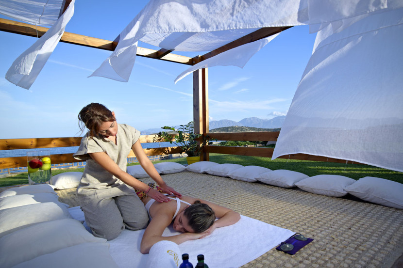 St_Nicolas_Bay_Spa Treatment_1