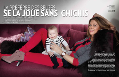 Joëlle Scoriels l'animatrice de 96 minutes Sans Chichis à la RTBF pose en famille avec son mari Vincent Venet, sa fille Estelle et son fils Sacha pour Paris Match Belgique.