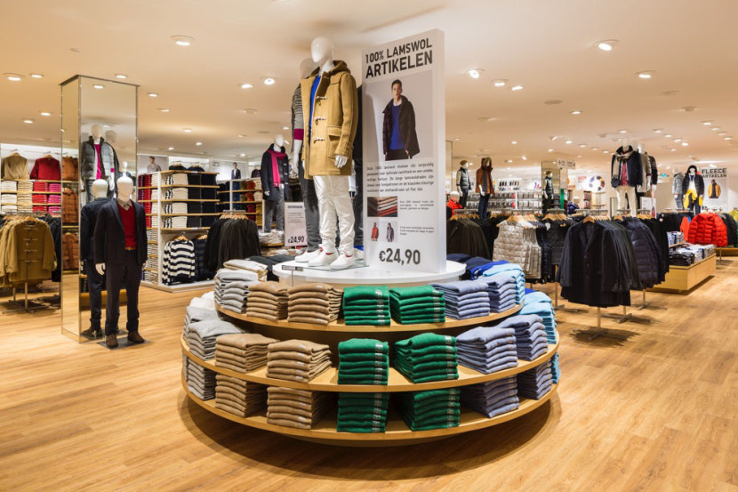 uniqlo-belgique-magasin-anvers-3