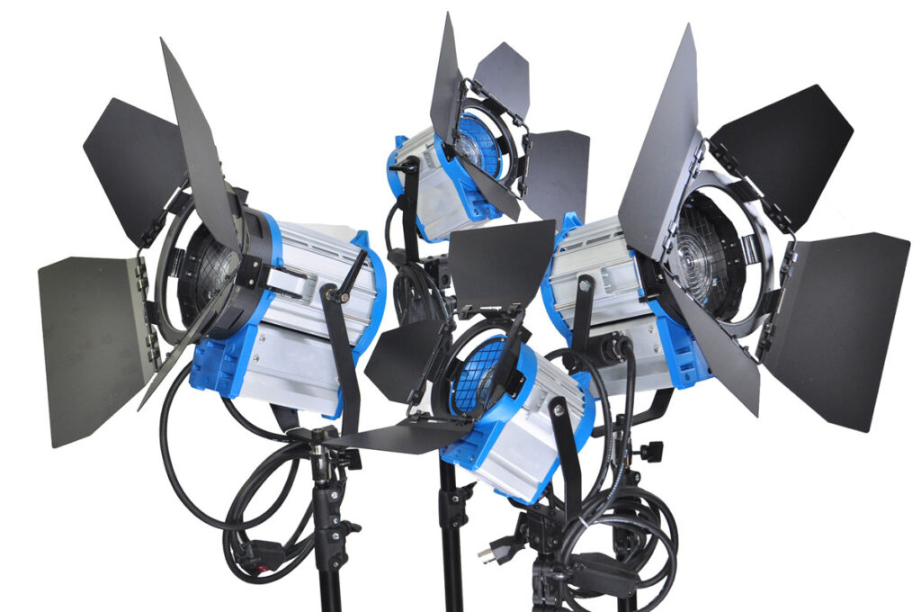 Portraits de famille : L'art subtil de la lumière continue en noir & blanc fresnel lumiere continue