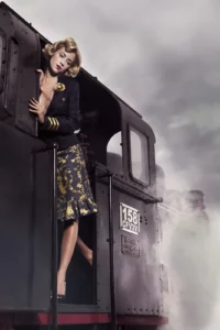 Photographie de mode haut de gamme mettant en scène Émilie Dupuis.