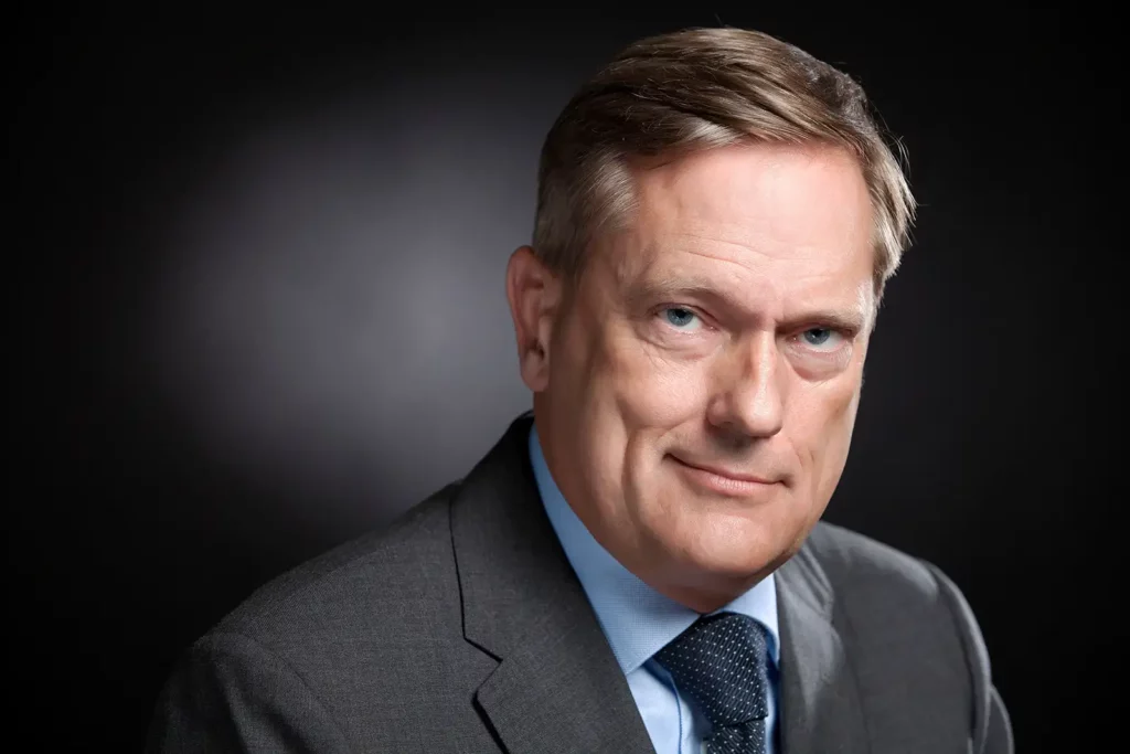 Photo de CV professionnel haut de gamme réalisée par un photographe de portrait à Bruxelles.